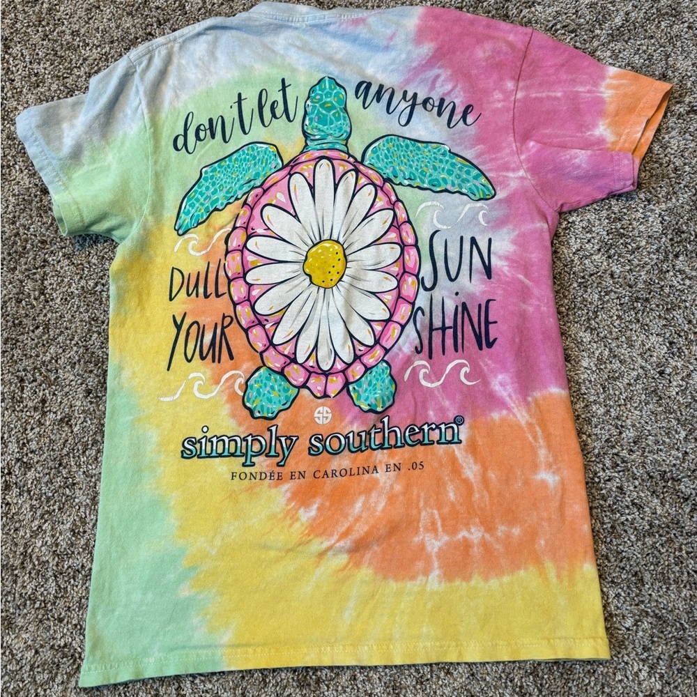 Simply Southern Tie-Dye Turtle Tee with Daisy